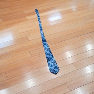 Tie blue with dark blue flowers